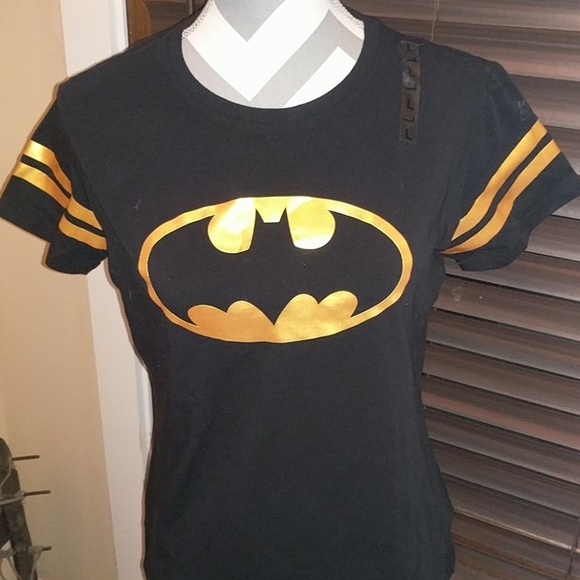 NWT Batgirl T Shirt