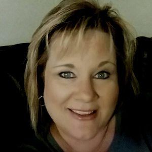 Meet your Posher, Christy