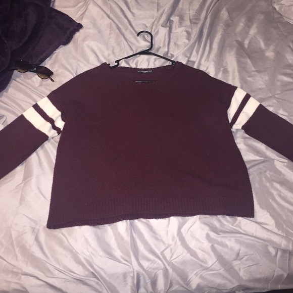 brandy melville sweater