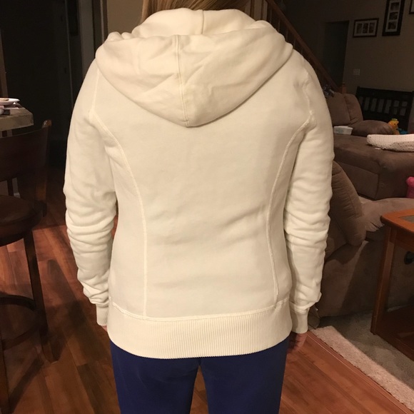 SOLD🚫 Abercrombie &Fitch sweatshirt - Picture 4 of 5