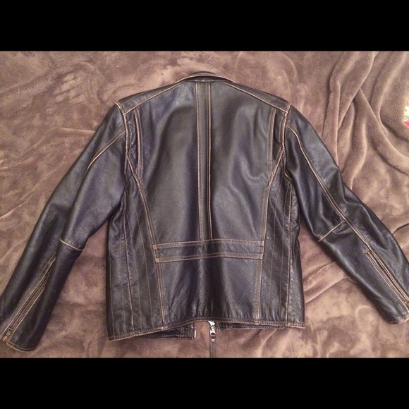 Marc New York by Andrew Marc black leather jacket. - Picture 2 of 3