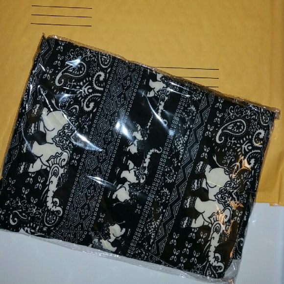 Soft OS Elephant Full Length Leggings - Picture 2 of 2