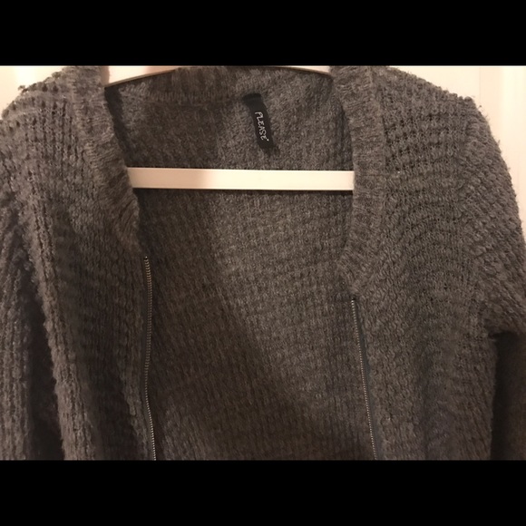 🎉SUPER SALE🎉 Gray cotton sweater by "Please"
