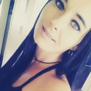 Meet your Posher, Angie