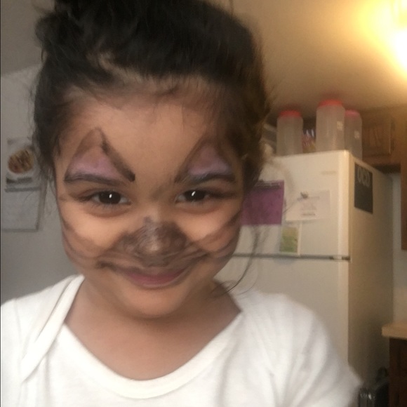 Meet your Posher, Camile