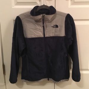 Girls North Face Size large (14-16 )