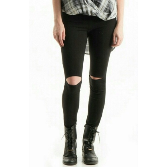 CUTOUT KNEES HIGH WAISTED LEGGINGS. - Picture 2 of 3