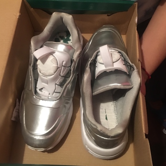 Puma sneakers