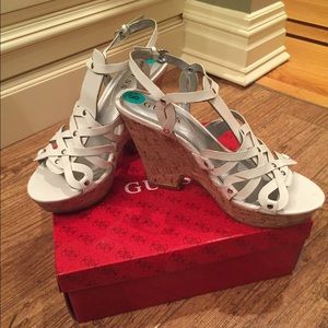 Guess wedges