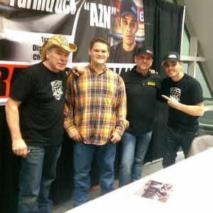 Meet your Posher, Logan