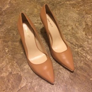 Nude Nine West Heels [Size 9]