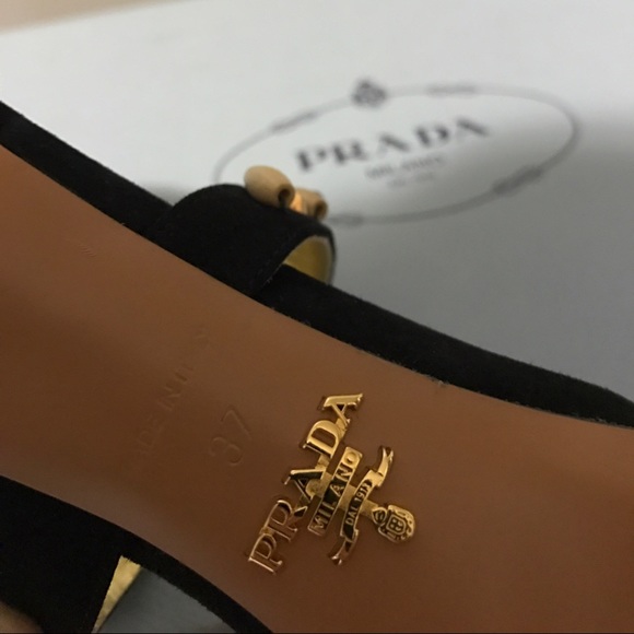 Prada "Calzature Donna" Heels - Picture 4 of 4