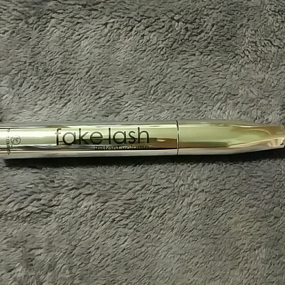Femme Couture Fake Lash Mascara