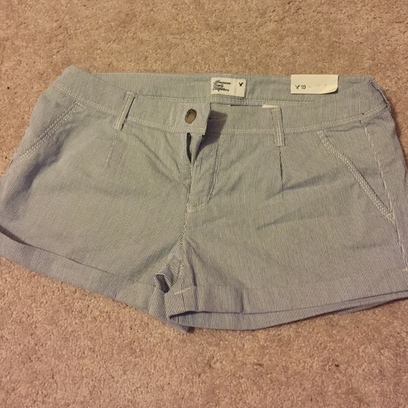 American Eagle Shorts - Picture 1 of 1