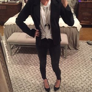 🎄SALE! Black staple blazer