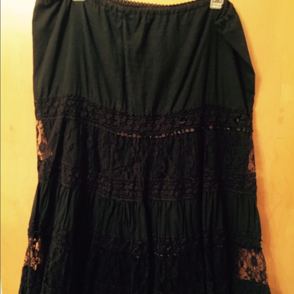 Twenty One black sequined ruffle skirt