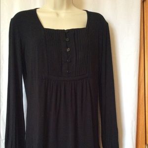 Black long sleeve shirt