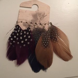 Three Pack Feather Earrings 💎