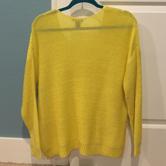 Oversized yellow sweater - Picture 3 of 3
