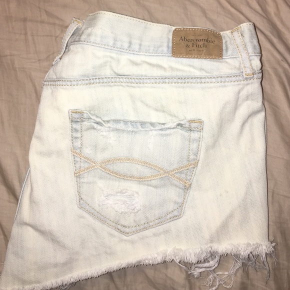 Jean shorts - Picture 3 of 4