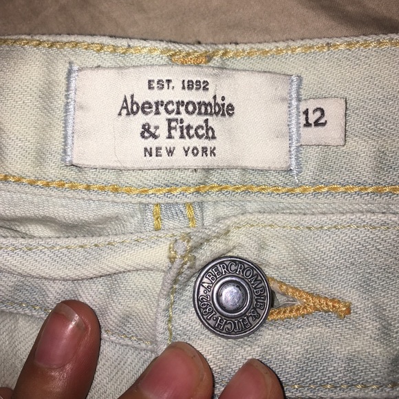 Jean shorts - Picture 4 of 4