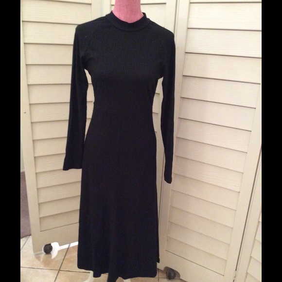 NEW Black Ribbed Back tie cut out Maxi Dress - Picture 3 of 5