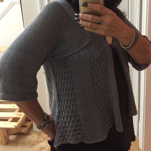Beautiful Gray Knit Alternating Pattern Back Pleat - image 4