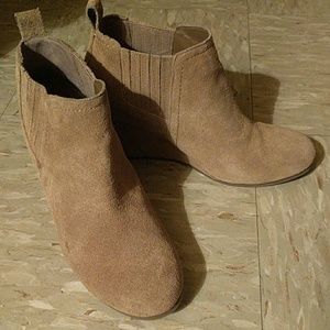 Dolce Vita wedge booties