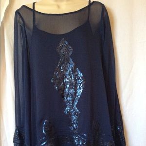 Loose blue blouse