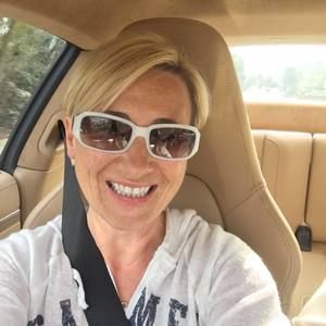 Meet your Posher, Renata