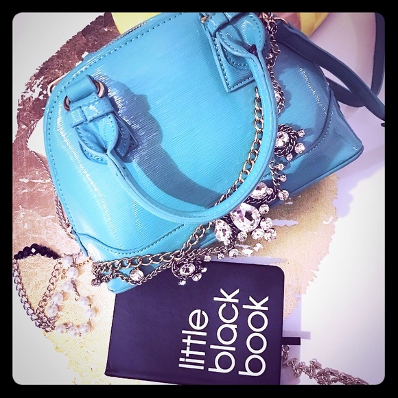 ✨Mint To Be Mini Satchel✨