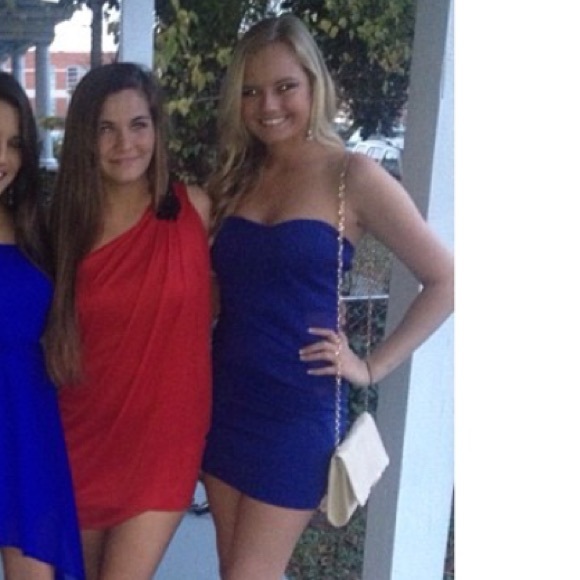 Dress - Picture 2 of 2