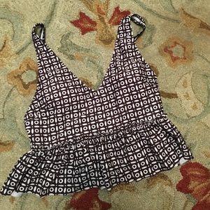 KORTNI JEANE V NECK TOP