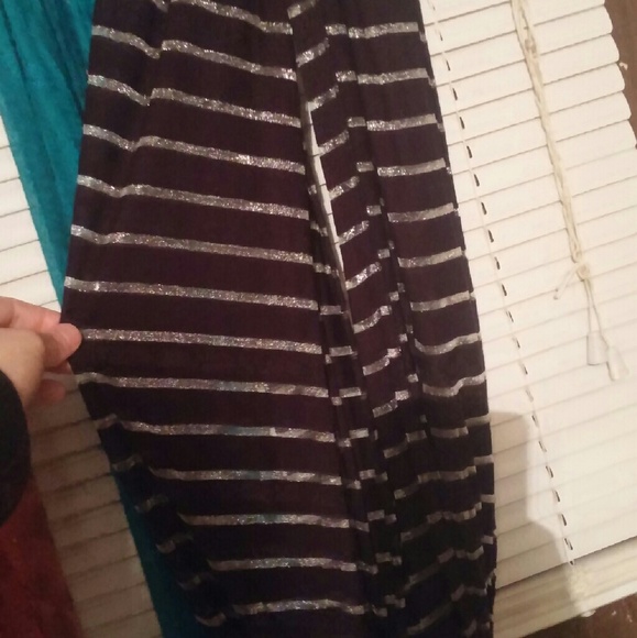 Multiple scarfs - Picture 4 of 4