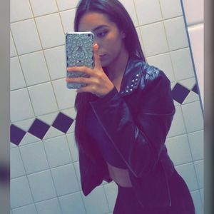 Meet your Posher, Rose