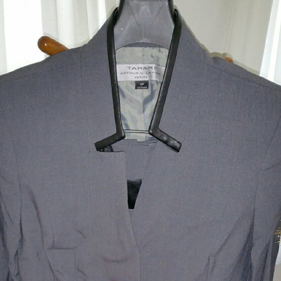 Tahari Arthur S Levine 2-Piece Garment