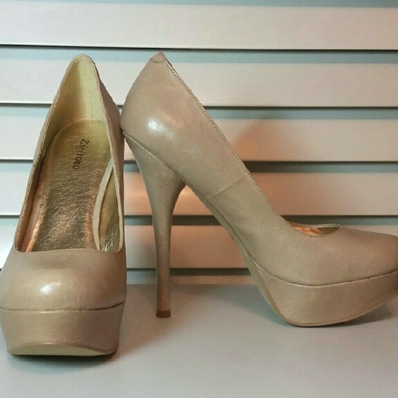 New Zigi Soho nude heels size 7.5 - Picture 1 of 4