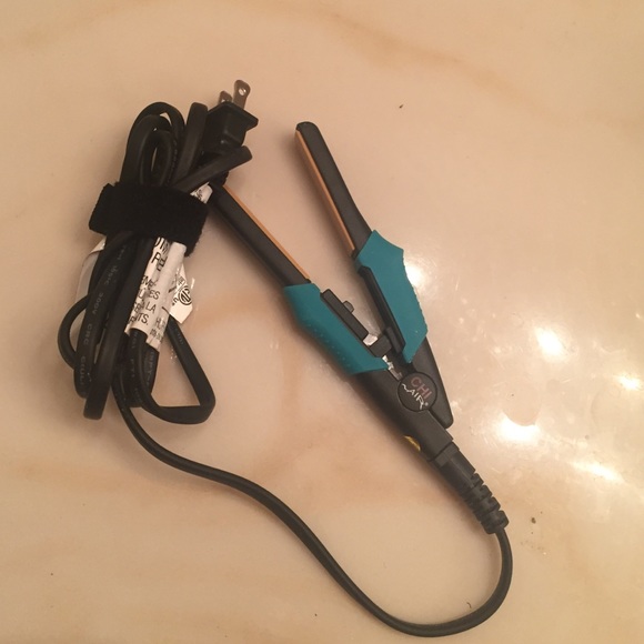 Mini chi air flat iron