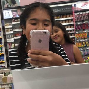 Meet your Posher, Lisseth