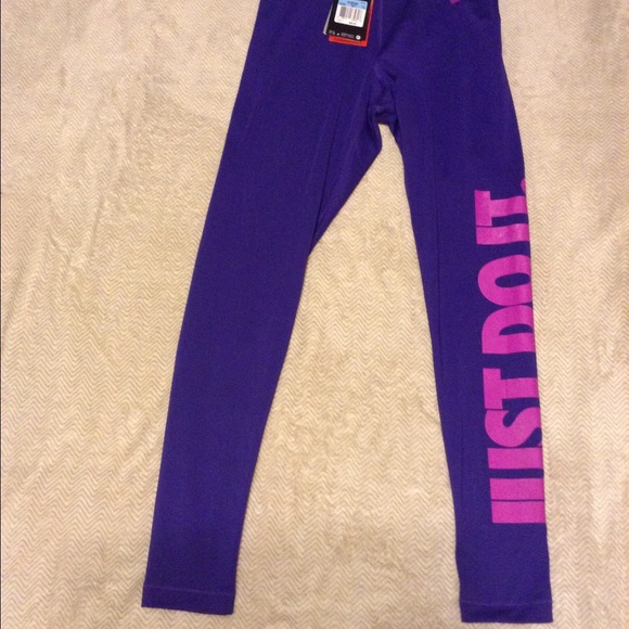 Nike Pro Hyperwarm Series Athletic Pants
