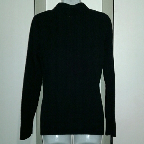 Black V neck with knitted twist design