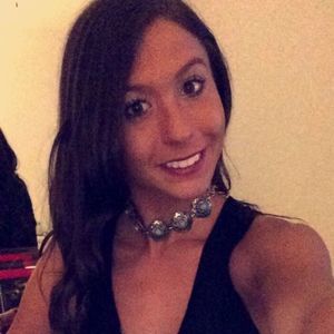 Meet your Posher, Alexis