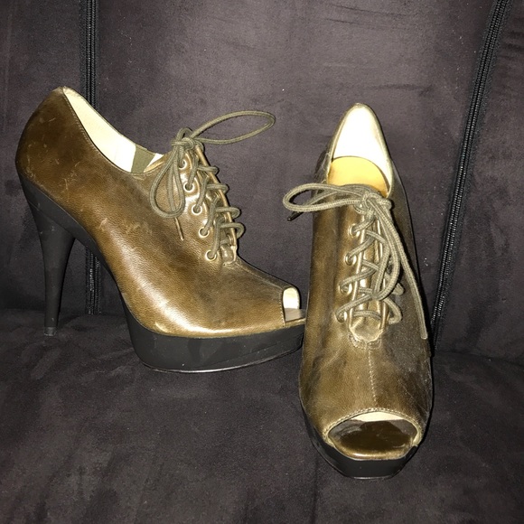Michael Kors peep toe heels - Picture 1 of 2