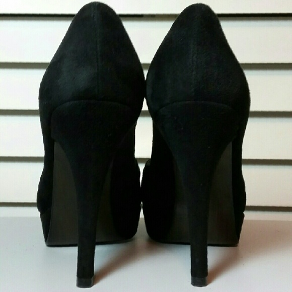 Stuart Weitzman black suede heels size 7.5 - Picture 3 of 4