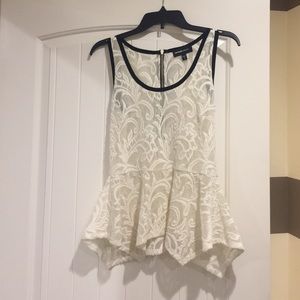 Peplum lace sleeveless shirt