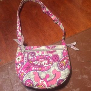 Vera Bradley PurseOFFERS WELCOME n my closet:) Vera Bradley PurseOFFERS WELCOME n my closet:)