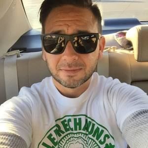 Meet your Posher, Jake