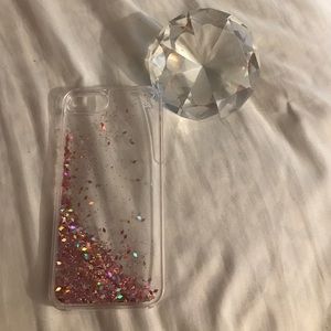 Moving sparkle iPhone 7 case 😍
