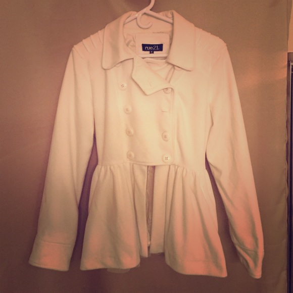 DARLING "off white" petticoat style coat