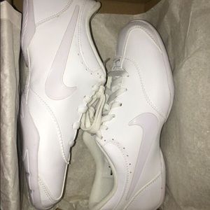 Nike Cheer Unite Cheer Shoes; SIZES 5,6,9,9,10